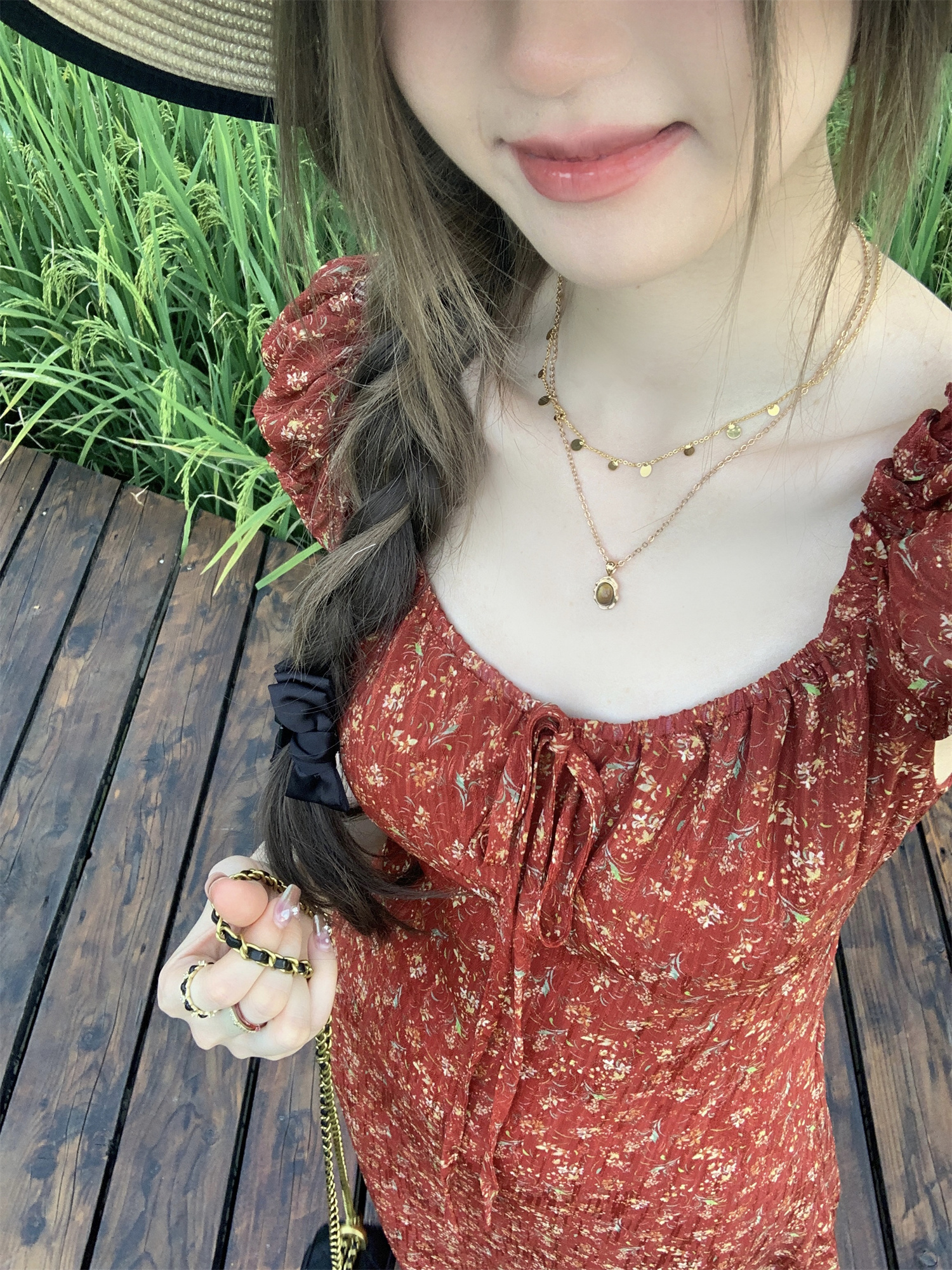 大码胖mm茶歇复古显白红色碎花连衣裙女夏季新款泡泡袖长款A字裙