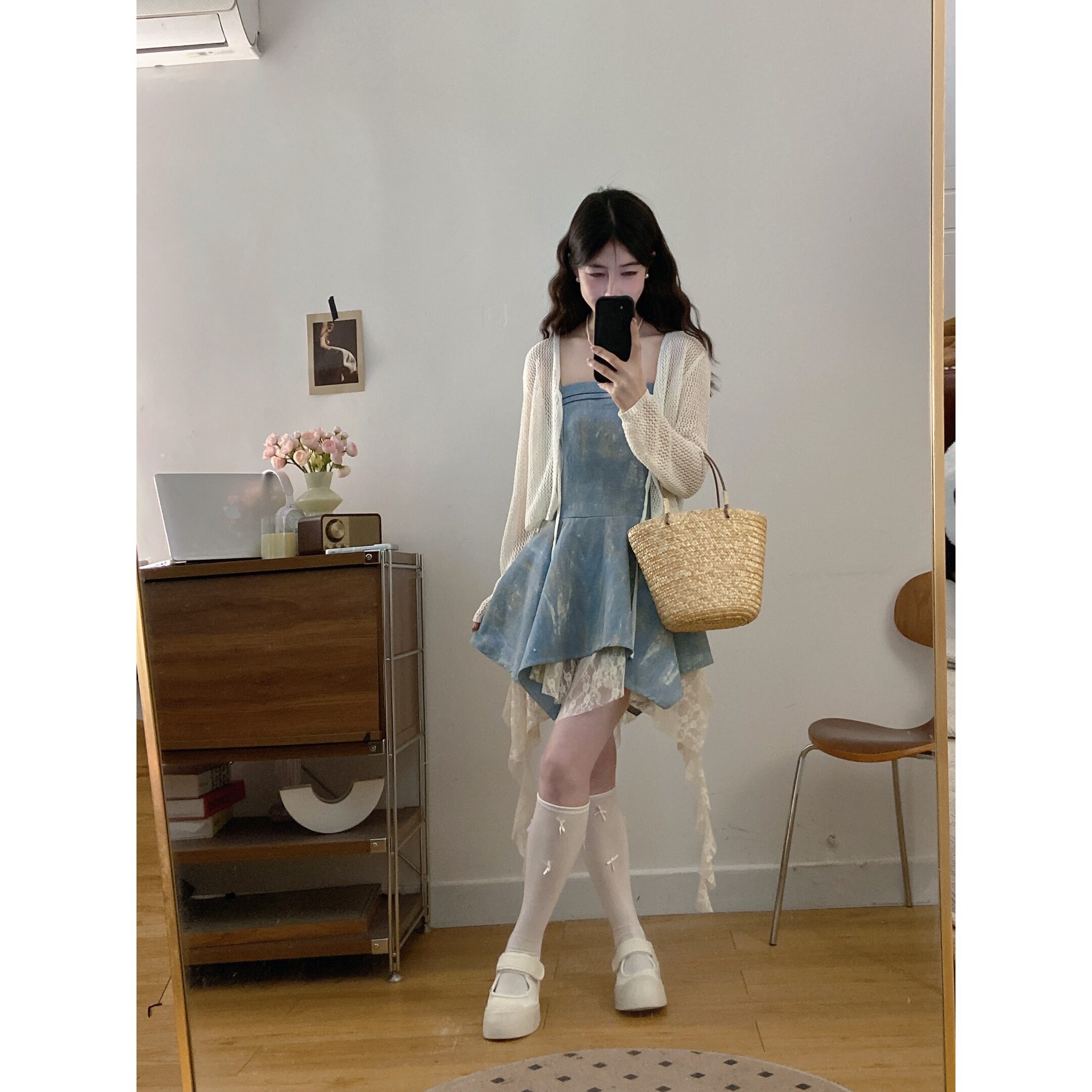 胖mm独特超好看晕染蕾丝牛仔吊带连衣搭女显瘦针织披肩上衣两件套