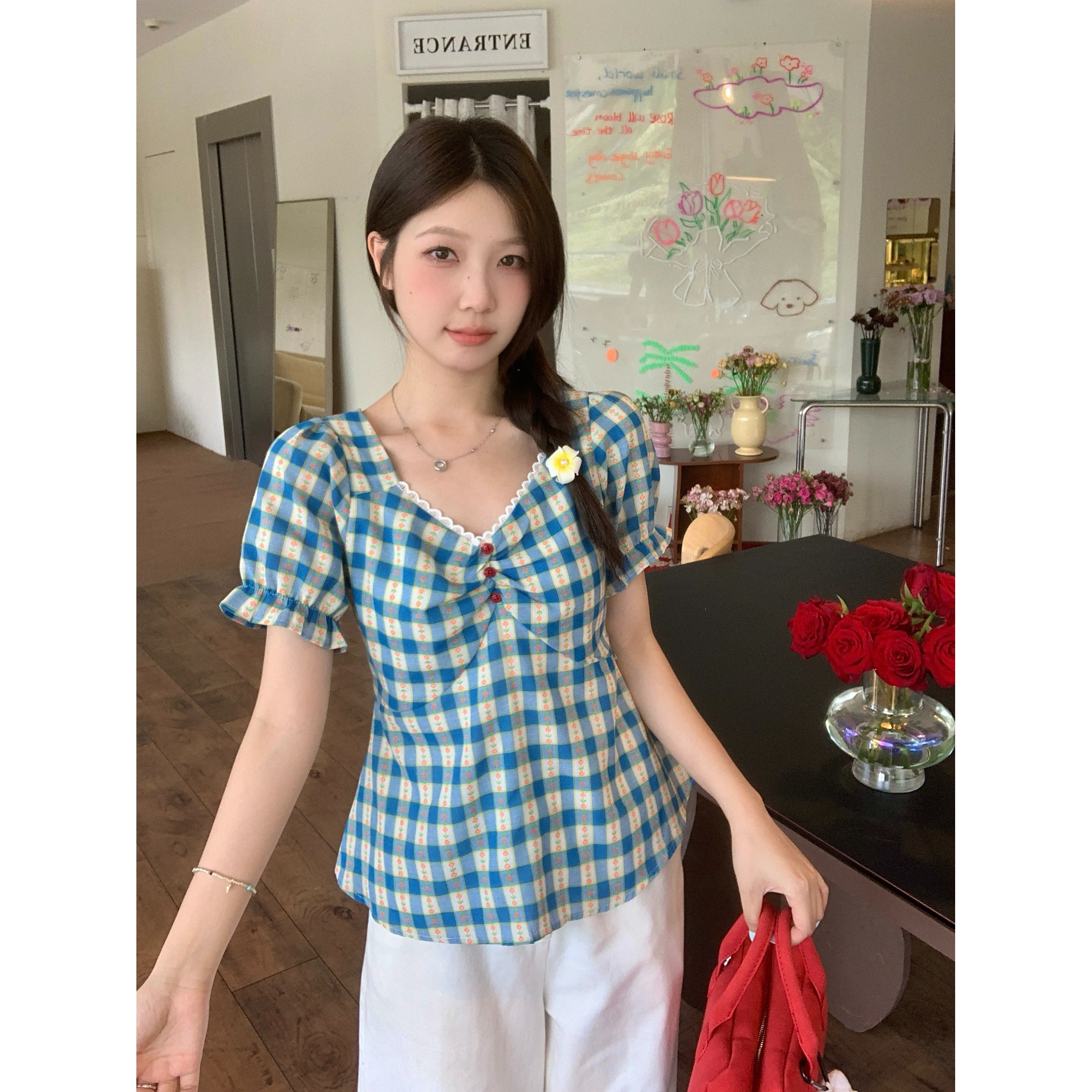大码胖mm法式甜美格子短袖衬衫女夏季新款褶皱收腰显瘦绝美上衣潮