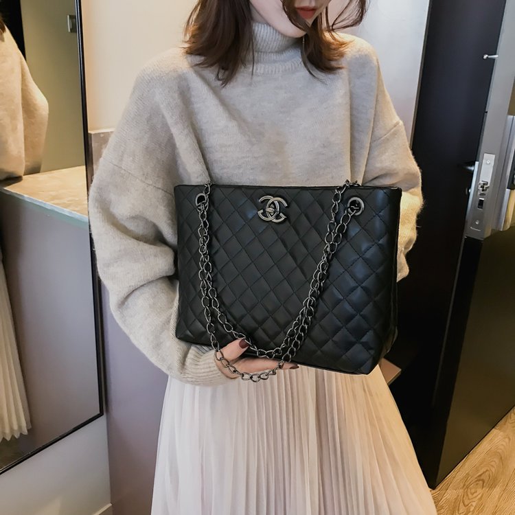 2024韩版新款百搭单肩大包斜挎女包包软皮质感菱格链条包托特包潮