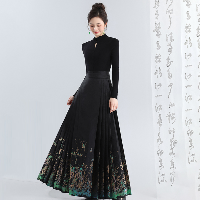 无衣饮羽【竹影】螺钿烧箔中国风马面秋冬女织金妆花2025年新款