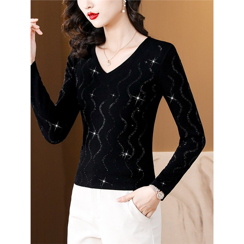 纯棉打底衫女士装春秋冬2026年新款修身洋气v领爆款小衫内搭上衣,女装/女士精品,T恤,淘宝优惠券,粉丝福利购,淘宝优惠卷