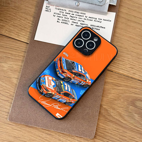 哈姆林11号赛车磁吸磨砂黑框电镀玻璃手机壳适用苹果iphone17promax华为VIVOX300ULTRAIQOONEO8IQOONEO6OPPOR