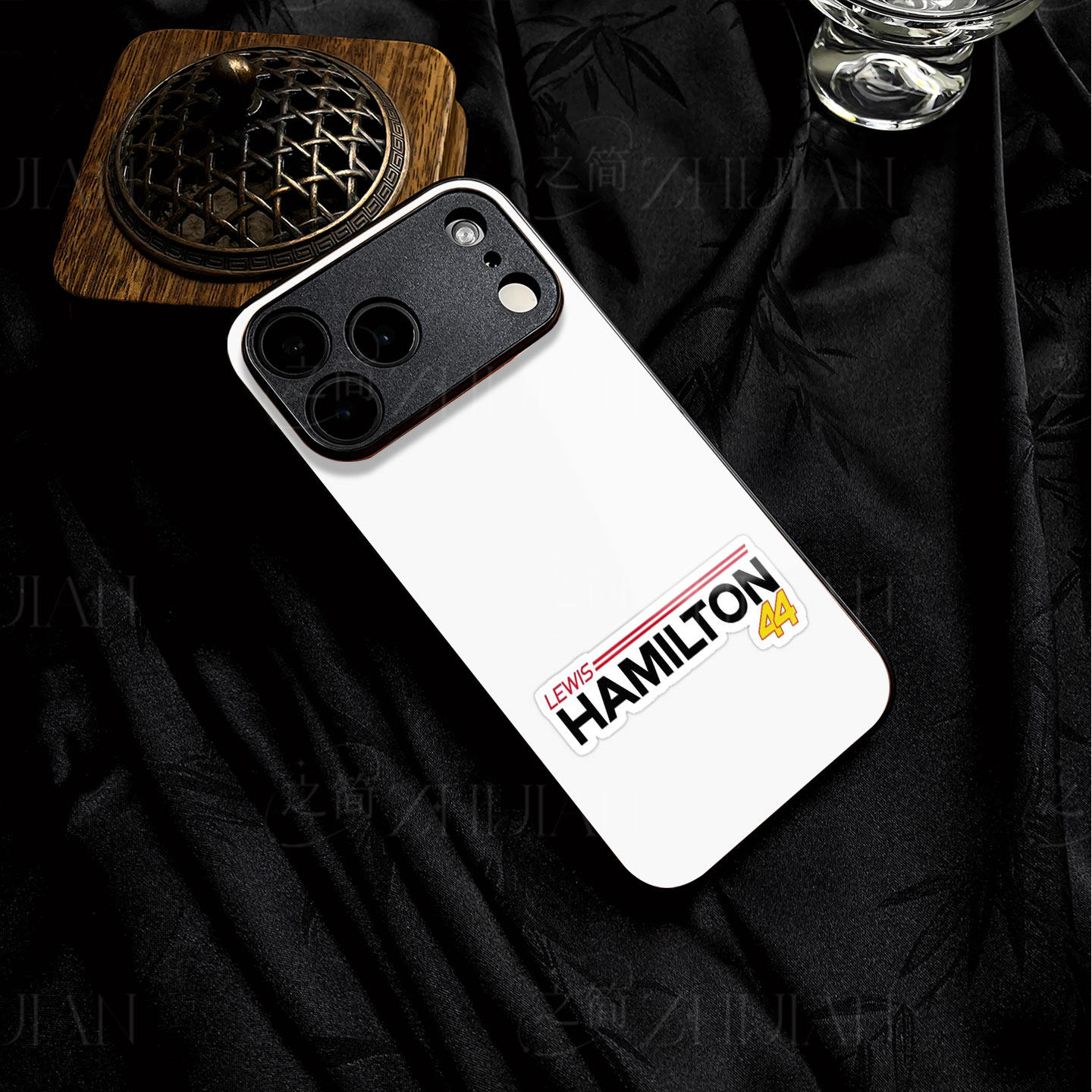 汉密尔顿44号磁吸磨砂黑框电镀玻璃手机壳适用苹果iphone17promax华为畅享90PLUSVIVOY300PROVIVOX300ULTRAVI