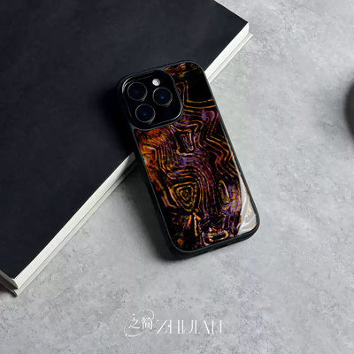 之简ZHIJIAN《抽象迷幻》玻璃亮面磨砂手机壳新款小众不撞壳适用苹果17promax红米K70ULTRA红米NOTE15PROPLUS