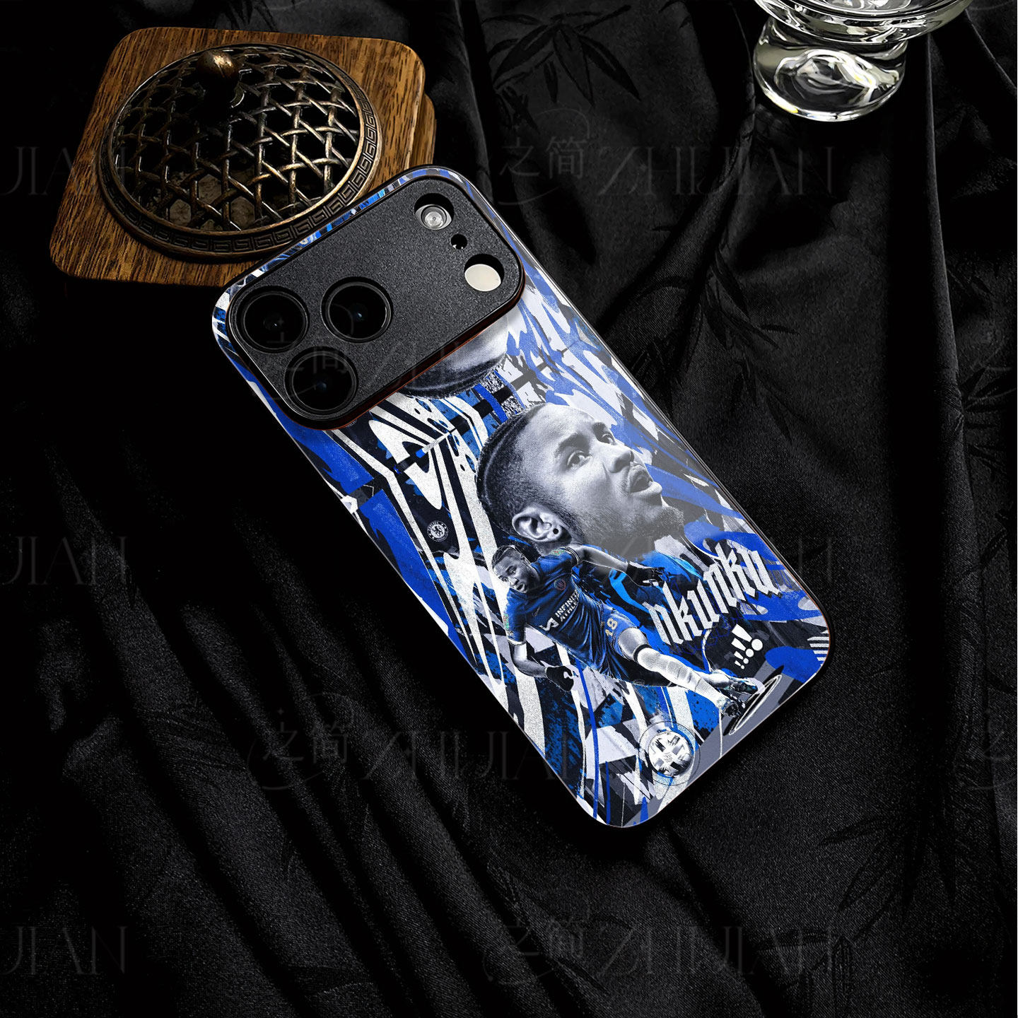 切尔西恩昆库足球磁吸磨砂黑框电镀玻璃手机壳适用苹果iphone17promax华为小米12PRO荣耀80SE荣耀90GTIQOONEO
