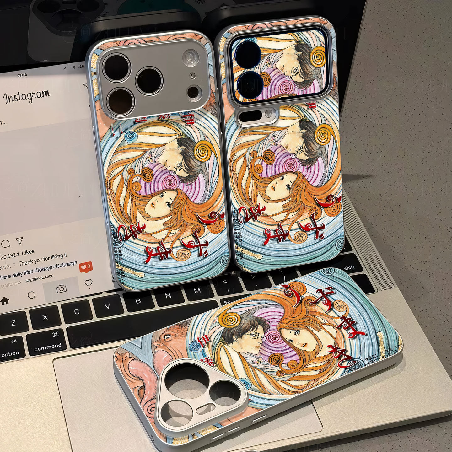 伊藤润二漩涡磁吸磨砂黑框电镀玻璃手机壳适用苹果iphone17promax华为OPPORENO11PRO红米K80至尊版VIVOX200PR