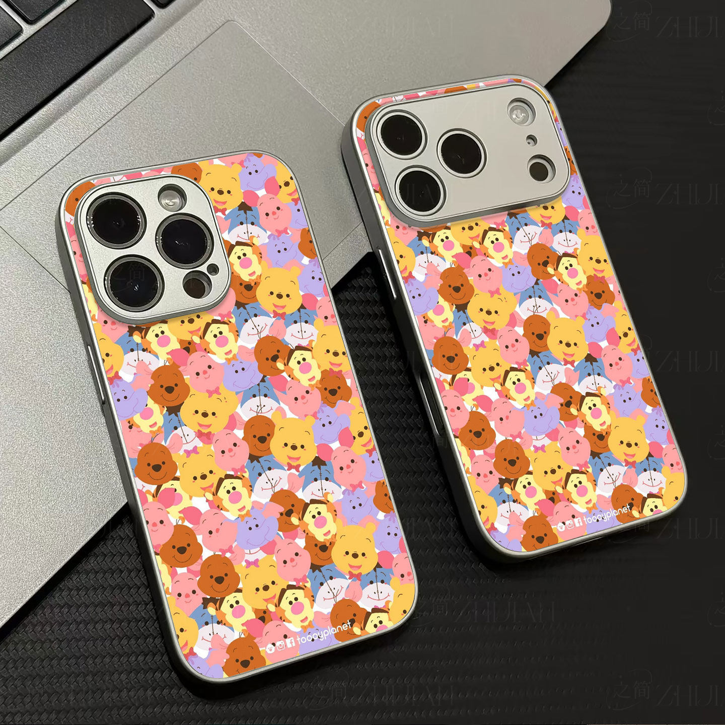 满屏维尼熊磁吸磨砂黑框电镀玻璃手机壳适用苹果iphone17promax华为小米13PROVIVOS15PRO小米CIVI5PROOPPOREN