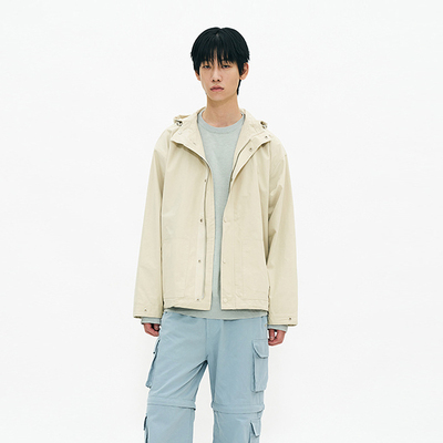 水洗连帽抽绳双拉链夹克