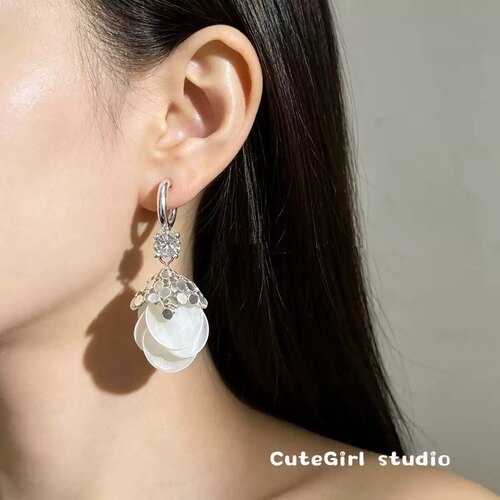 Cutegirl studio2026新款韩国东大门锆石圆片贝壳流苏耳坠耳钉潮