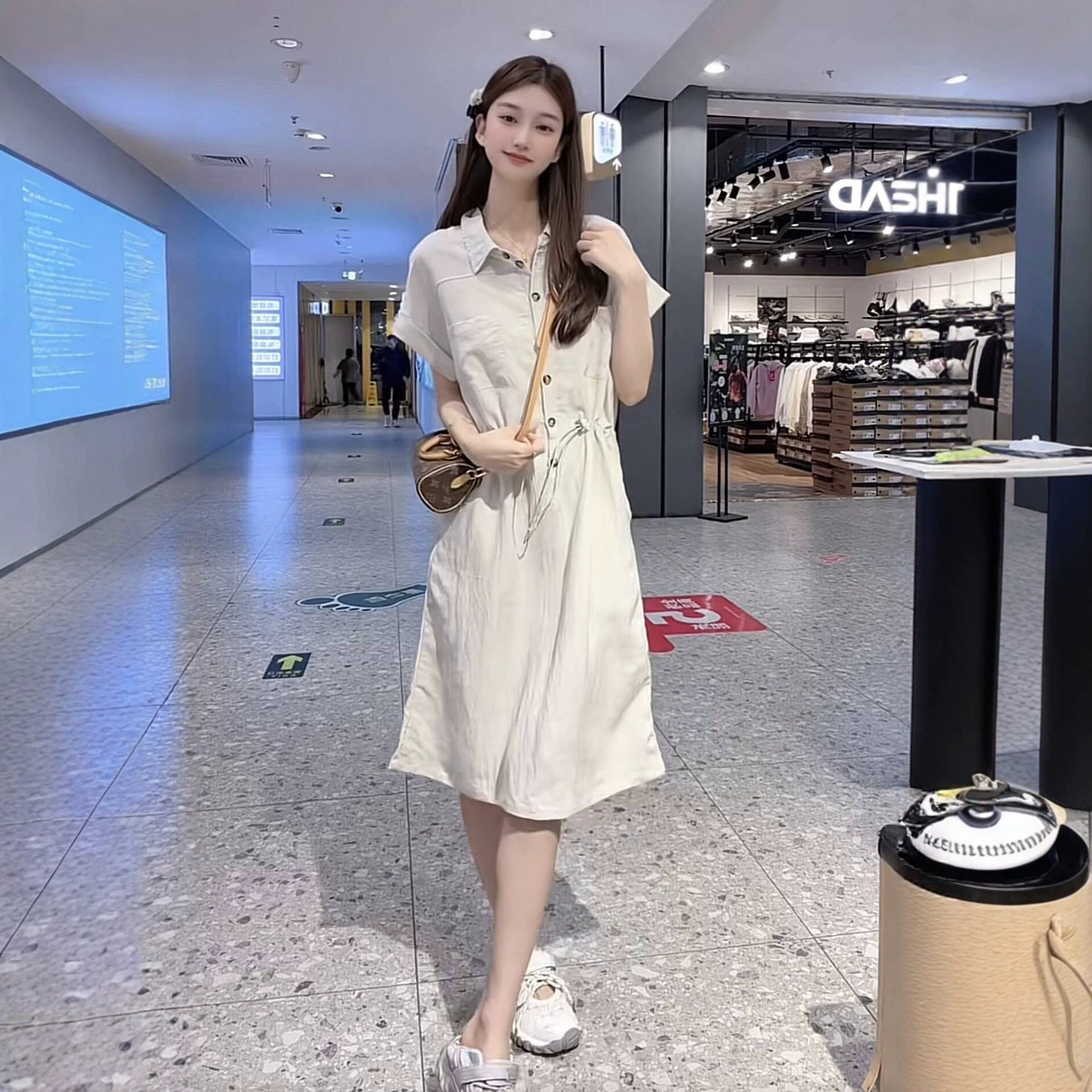 爆款莱赛尔亚麻衬衫短袖连衣裙女装2026小个子休闲收腰显瘦中长裙