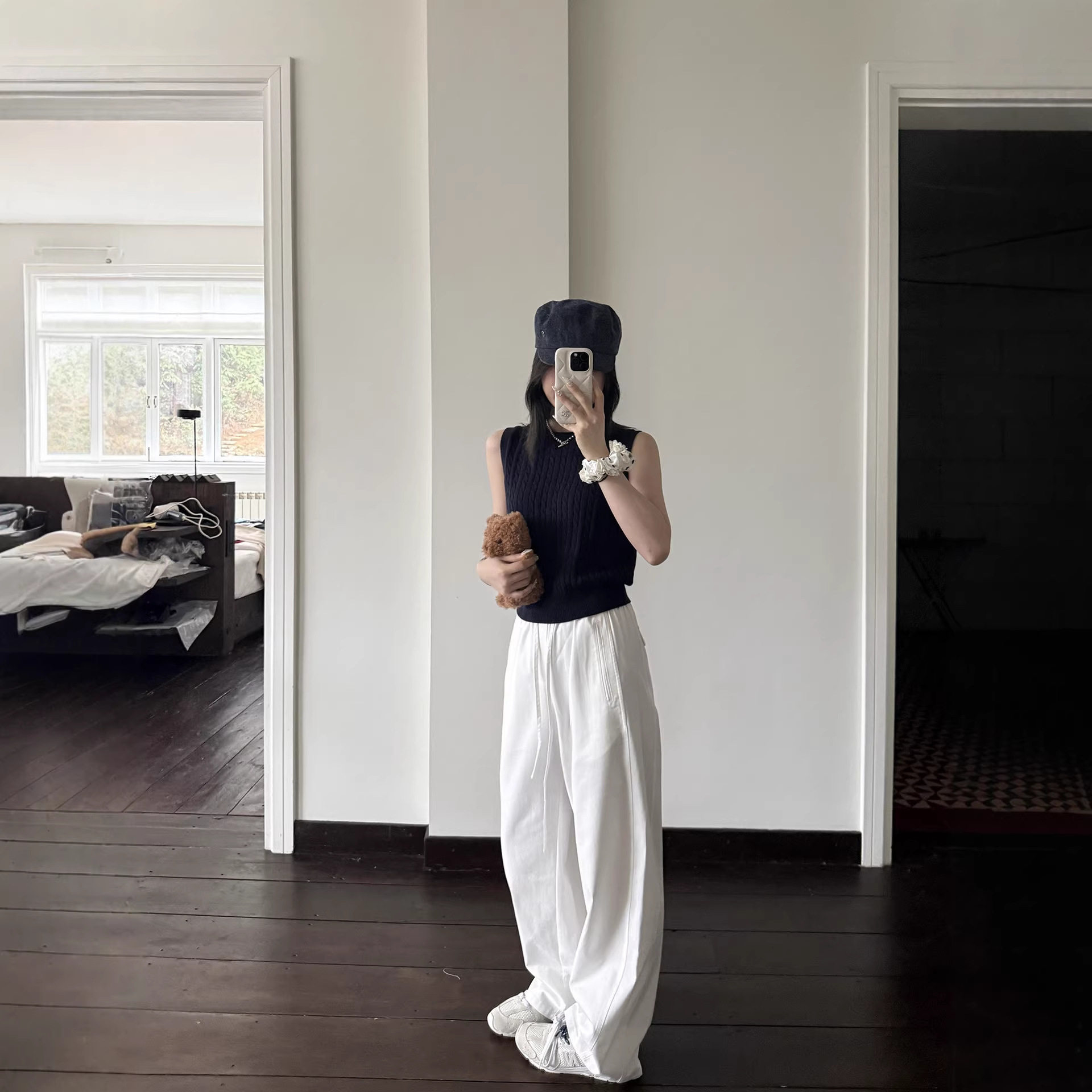 春不晚 好穿不费力天丝棉凉感白色直筒休闲裤垂感宽松女新款百搭