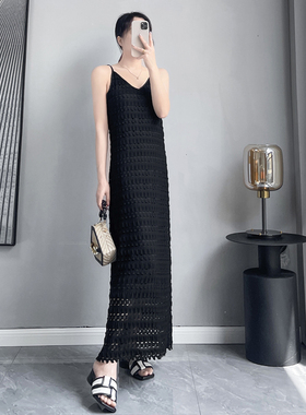 法式黑色吊带连衣裙女夏2023新款气质修身显瘦性感网纱吊带裙长裙
