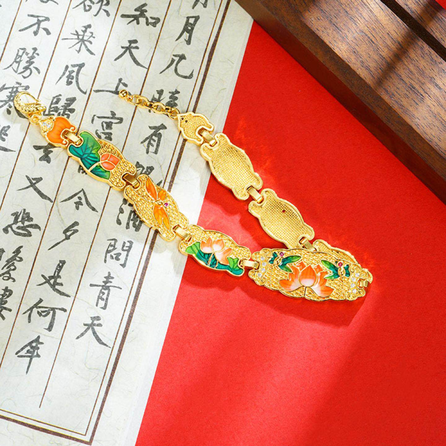 新品越南沙金手链复古设计感滴油立体莲花手饰女宫廷风首饰品货源