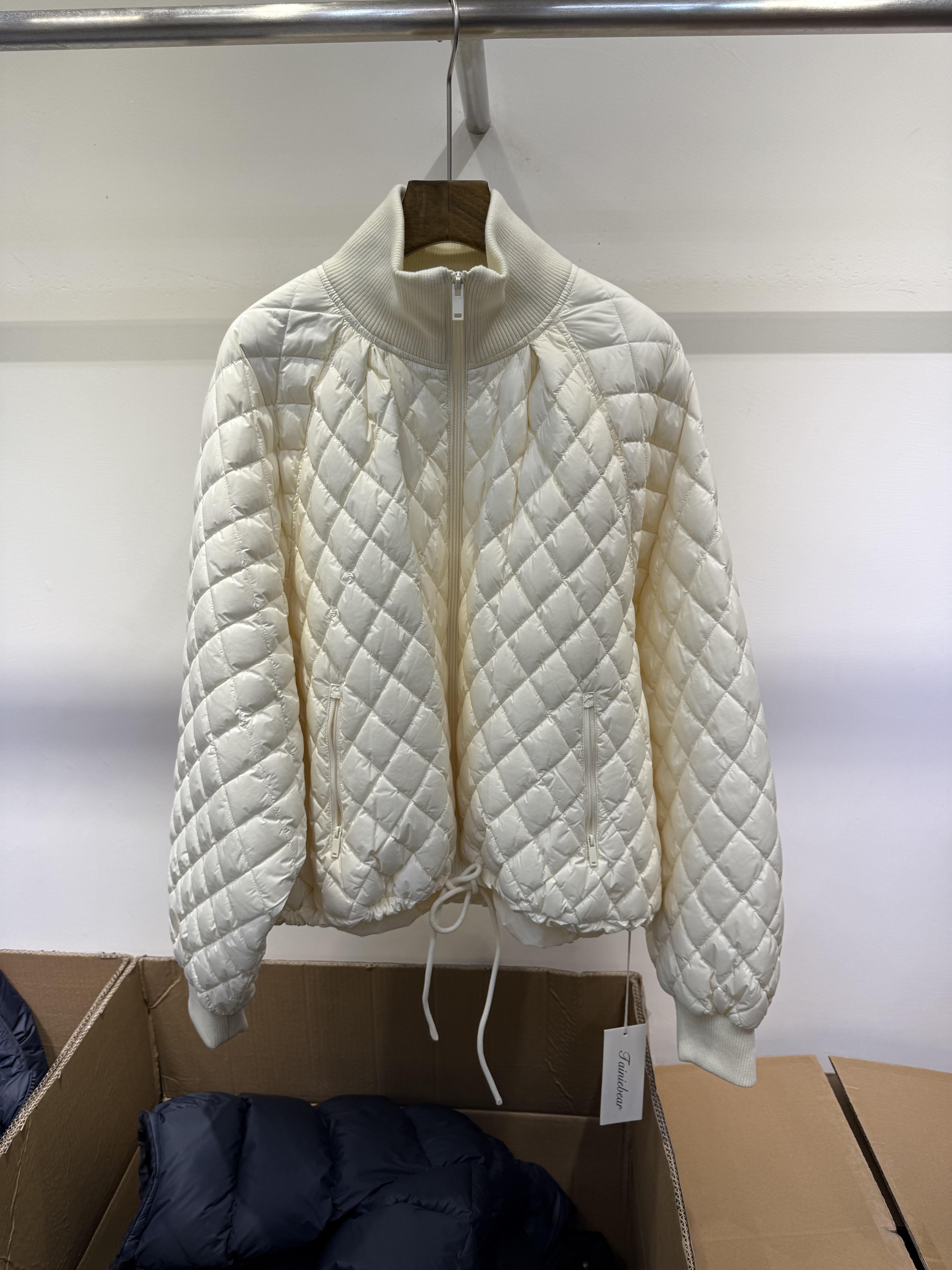 菱形格拉链90白鸭绒羽绒服外套