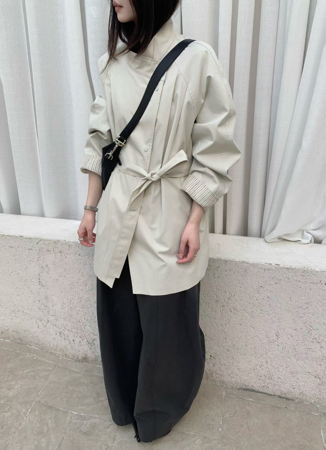 韩国CALOSCI时尚高级感宽松显瘦斜襟立领袖口条纹翻边风衣外套女