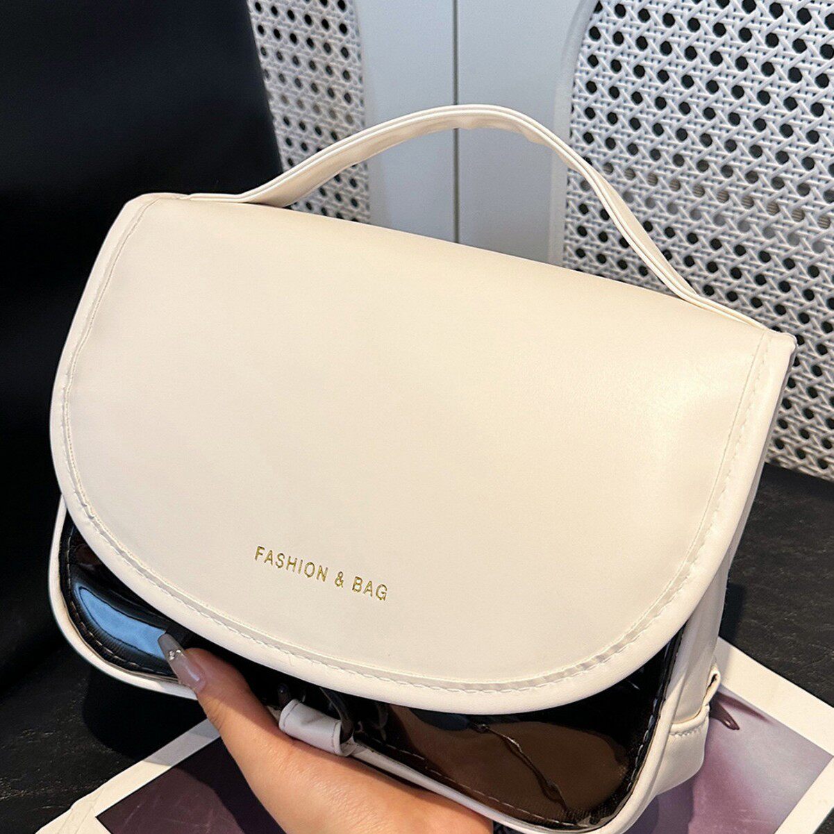 化妆包大容量外出便携式分区收纳袋笔刷护肤品手提包女旅行洗漱包