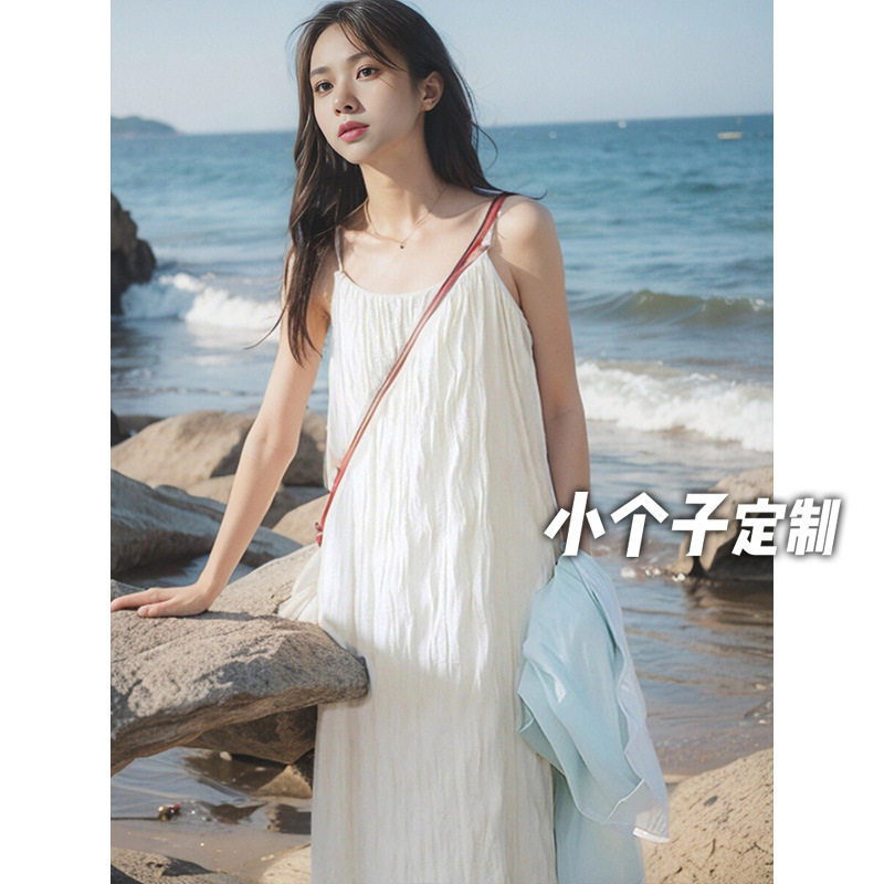 150小矮个子雪纺吊带连衣裙女夏感小众宽松显瘦褶皱a字中长裙
