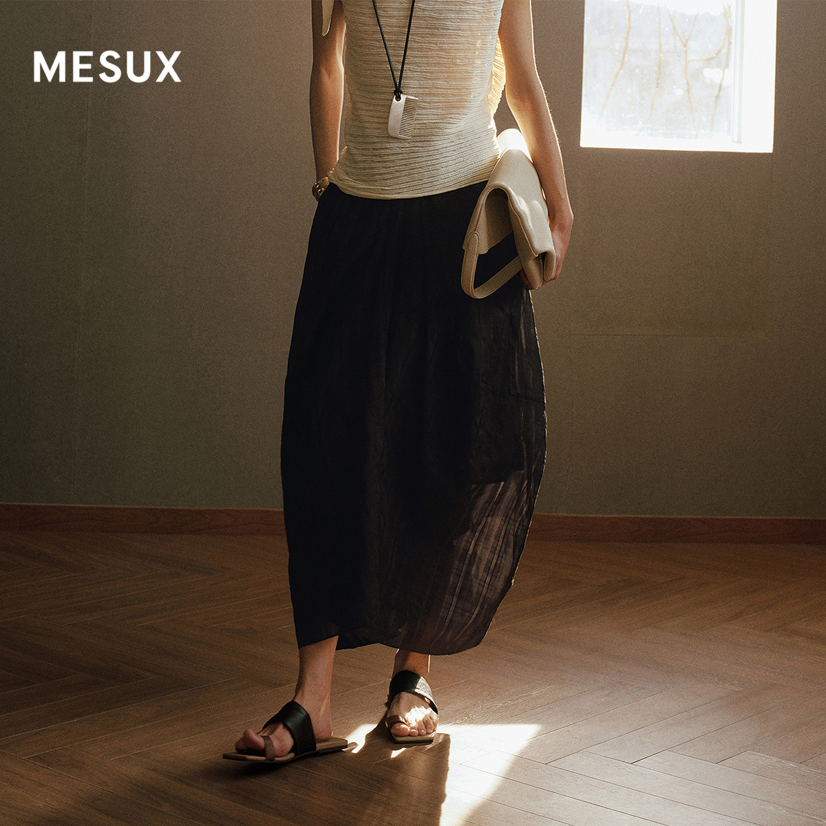 MESUX米岫26夏丝棉隐格面料撞色橡筋腰头斜裁茧型半裙MOMUS409