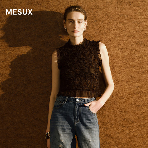 MESUX米岫26夏立体浮雕肌理氛围感微透睫毛绣木耳边背心MOMUD215