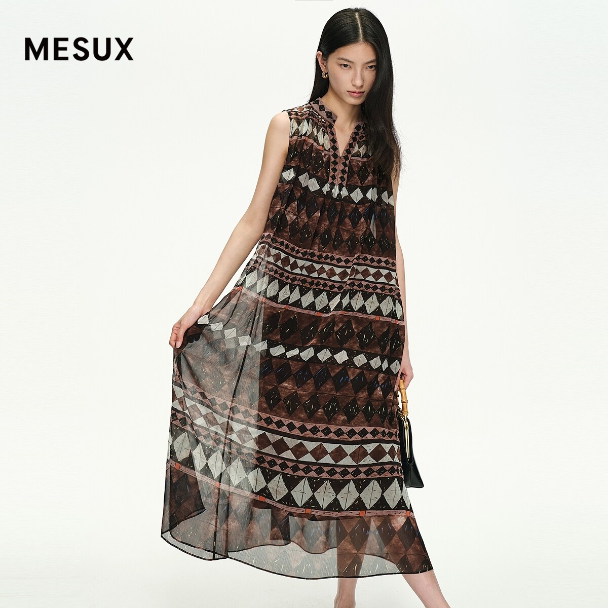[博主同款]MESUX米岫春夏夏波嬉风菱格印花V领无袖连衣裙MNMUO321