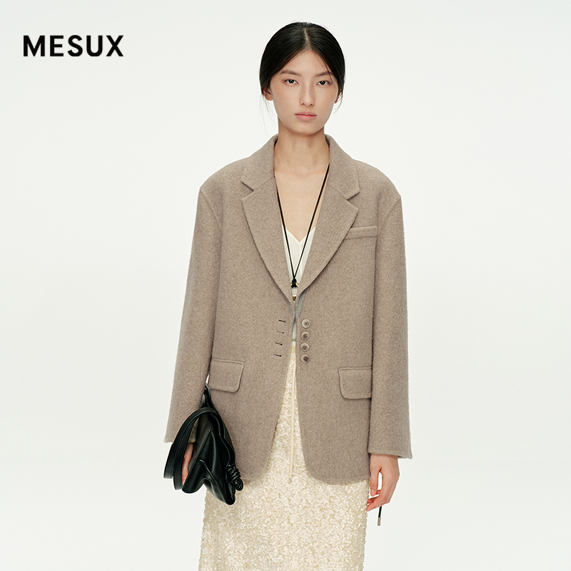 MESUX米岫25冬迪木尔风羊驼毛混纺复古西装型毛呢外套MNWUI403