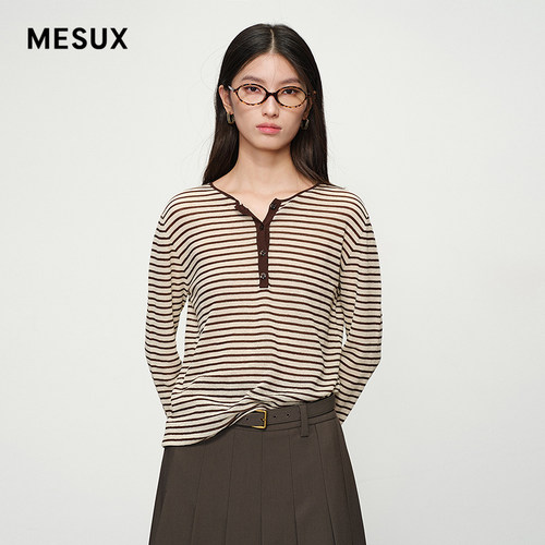 MESUX米岫新品轻柔V领条纹学院风短款毛针织衫女MNSUE411