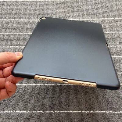 左右包适用苹果磨砂透明外壳2016保护套超薄硬后壳iPad pro9.7寸2016防弯老款简约壳