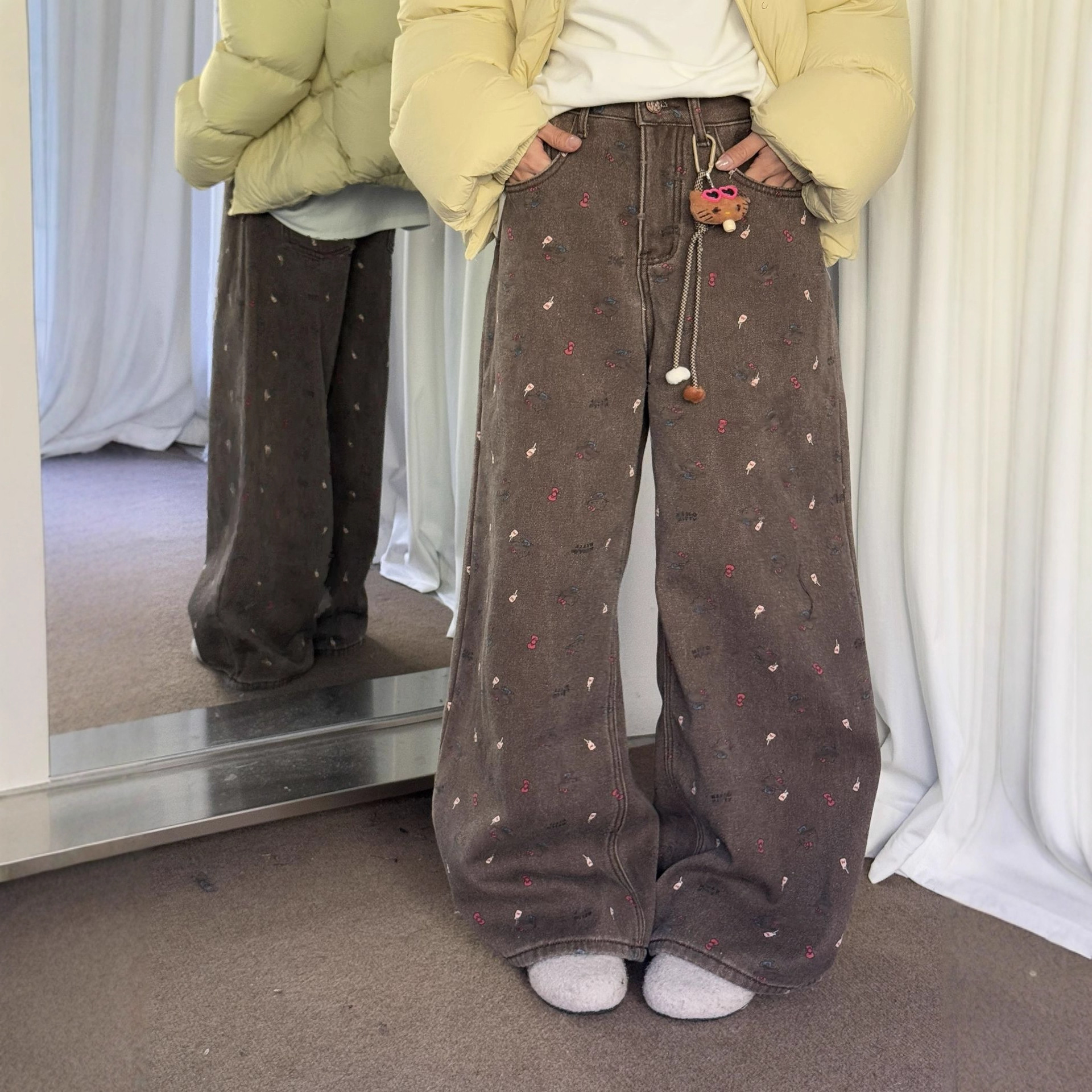 ME KAKAMEE十三行冬复古卡通KT加绒宽松直筒牛仔裤子配公仔 C0632