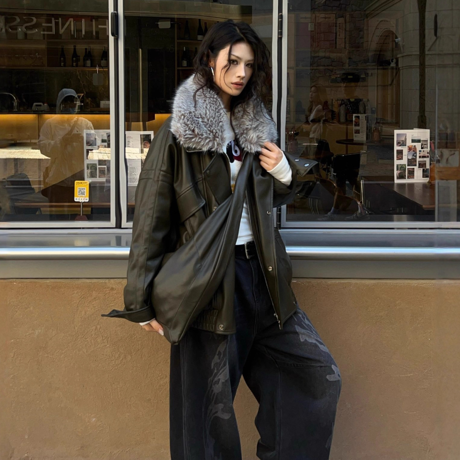 2025冬季新款双排扣大口袋羽绒夹绒皮衣外套90白鸭绒羽绒服85500