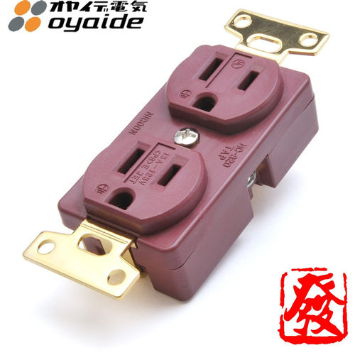 原装日本 Oyaide 欧亚德 电之皇者 SWO-GX-U 电源插座 现货供应