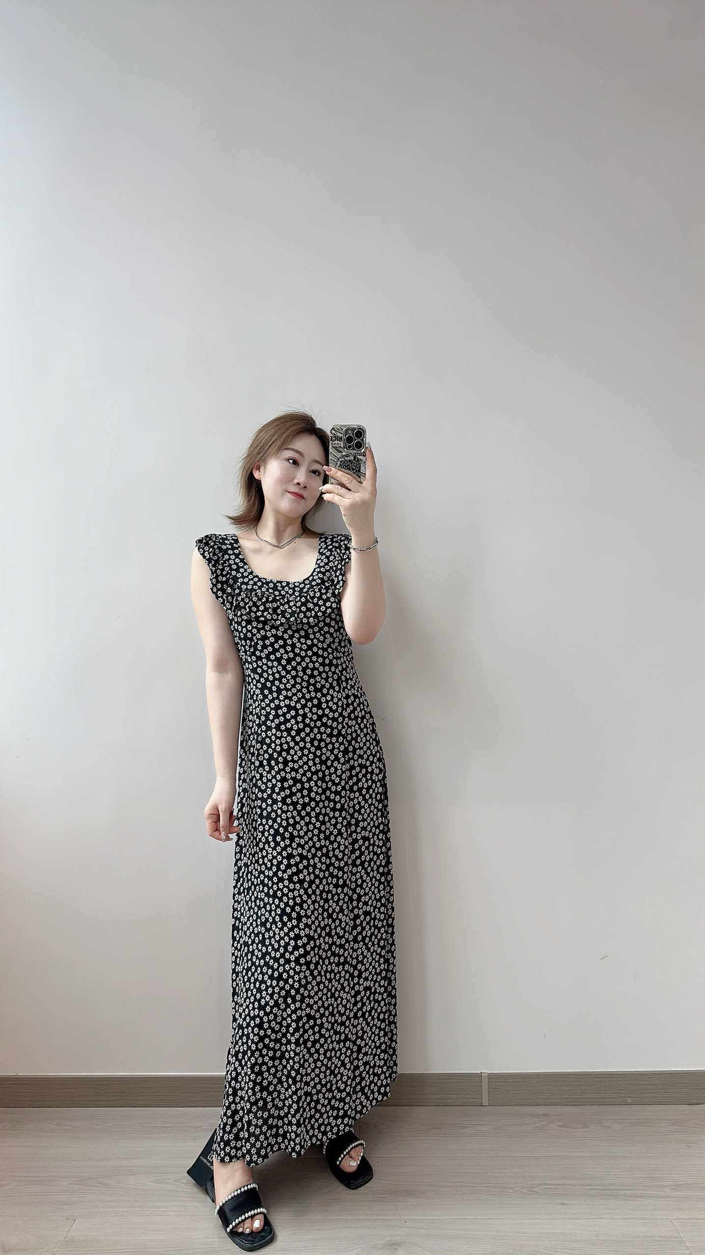 GOLDENBARRY|金和百瑞 307082法式碎花度假连衣裙 - 实物图
