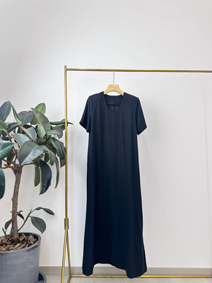 GOLDENBARRY|金和百瑞301189显瘦气质百搭U领长款连衣裙