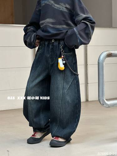 儿童一体绒牛仔裤2025冬款中大童洋气百搭弯刀裤男童休闲帅气裤子