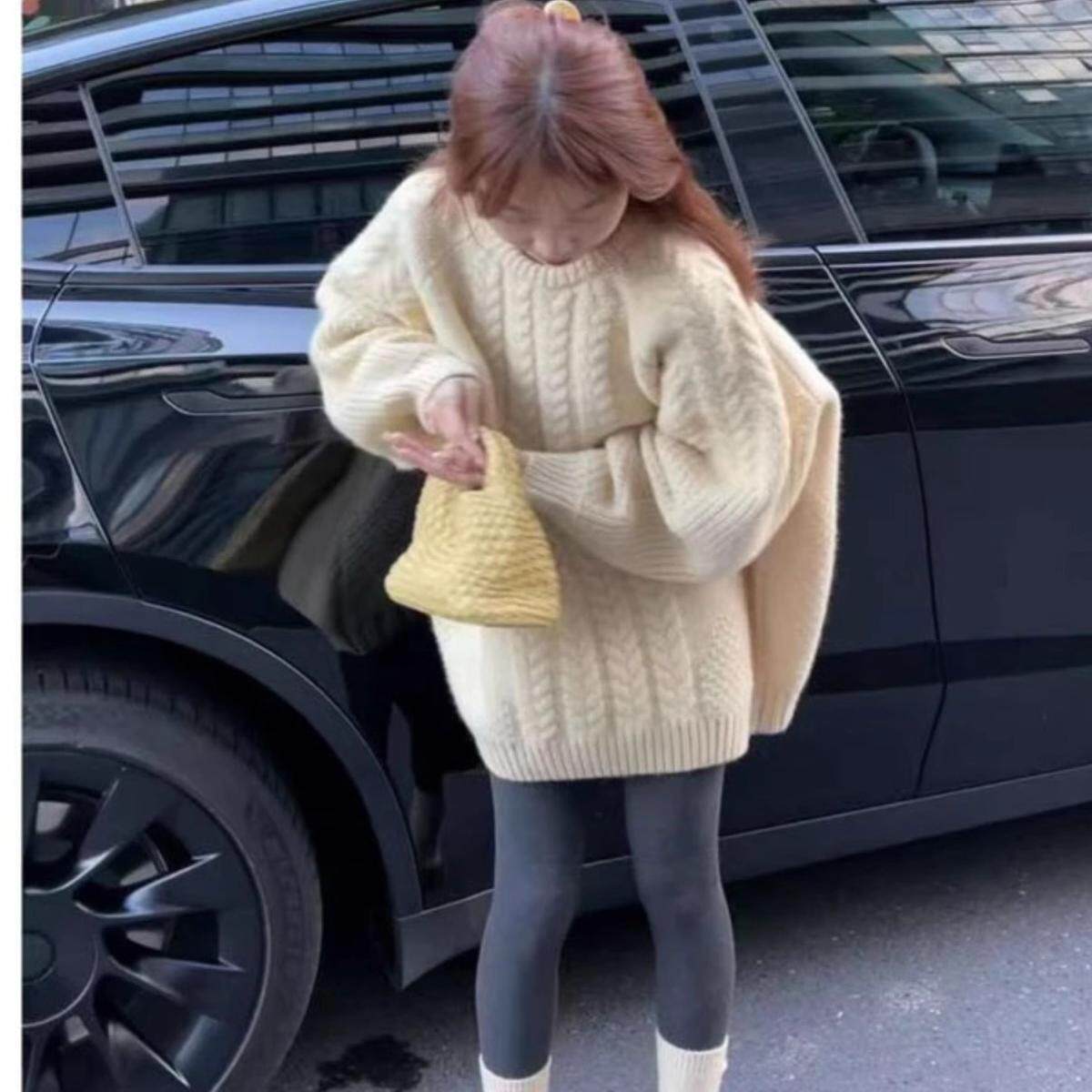 蓝色奶呼呼麻花软糯慵懒