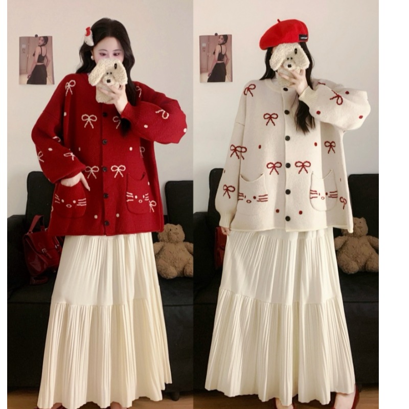 蝴蝶结毛衣上衣+针织半身裙