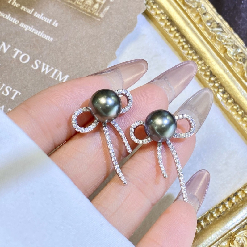 S925银蝴蝶结海水珍珠耳饰8-9mm