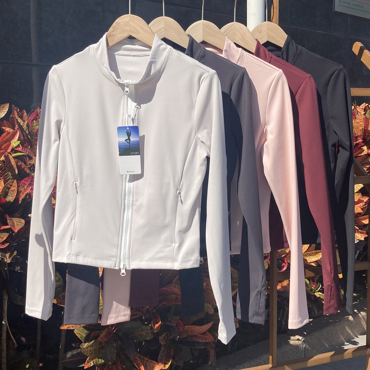 lu家同款秋冬磨毛裸感高弹紧身瑜伽服 拉链口袋健身外套运动上衣,运动服/休闲服装,健身衣,淘宝优惠券,粉丝福利购,淘宝优惠卷