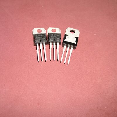 BDW93C 12A 100V 达林顿三极管 BDW93 N沟道 TO-220