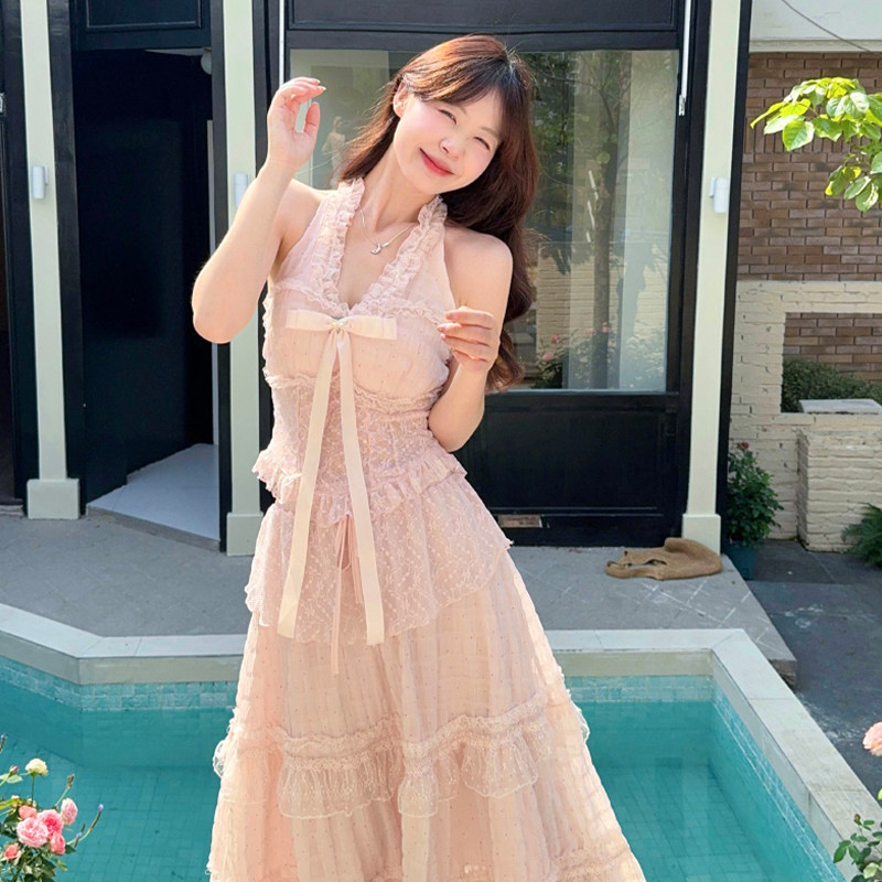 法式芭乐风甜辣妹粉色挂脖吊带连