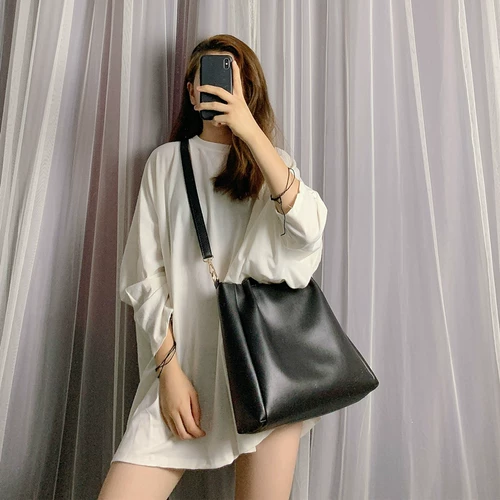 Сумка через плечо, вместительная и большая портативная сумка на одно плечо, коллекция 2022, в корейском стиле