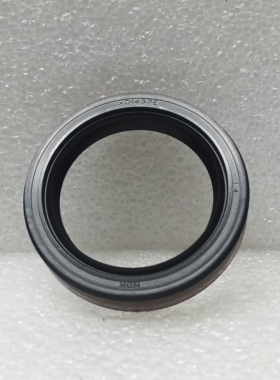 XD1437E  33114-4BA0A  尺寸 33X45X10mm  分动箱油封