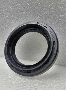 AH2375E  91260-SD9-004  尺寸 40X60X8/11mm  半轴盖速器油封