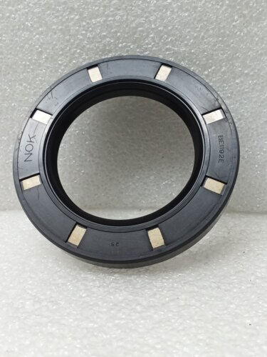 BE1192E   MB620515  48X74X10mm。汽车油封