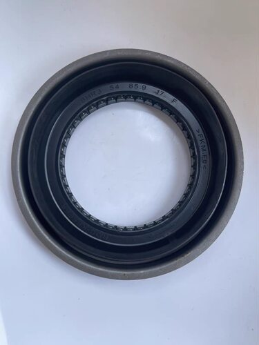 SHR3  54X85.9X17F 尺寸 54X85.9X17mm 汽车油封