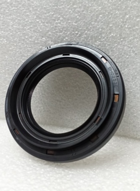 BH0253E  91206-PK4-003  尺寸 40X66X7.5/11mm 半轴油封