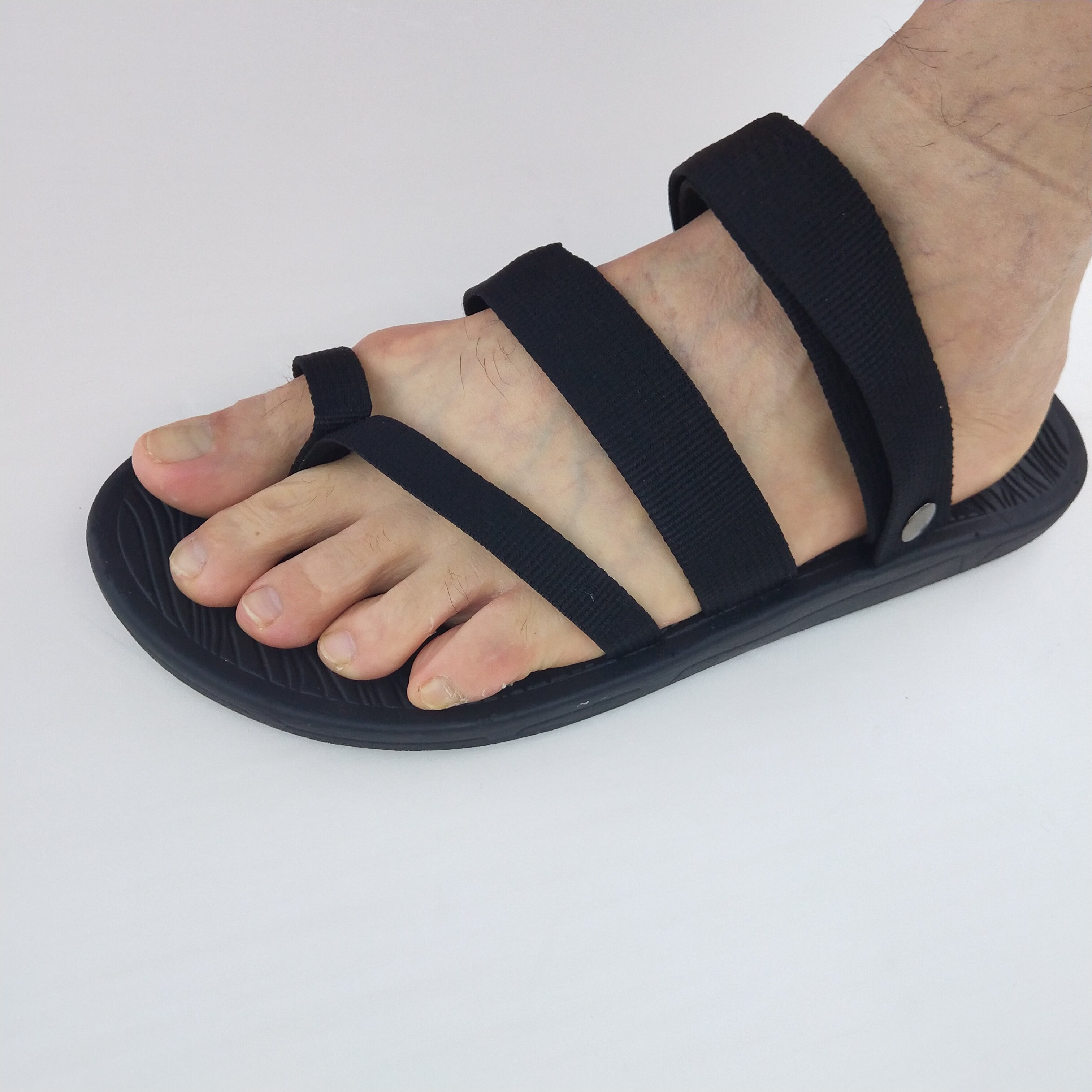 越南黑色00118潮男新款两用橡胶大底夹脚沙滩拖鞋简便舒适布带凉o