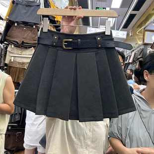 灰黑色毛呢半身裙女秋冬新款复古棕咖啡短裙a字防走光高腰百褶裙