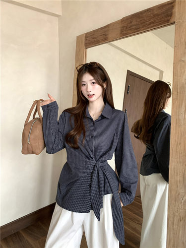 2026春秋新款设计感藏蓝色格子长袖衬衫女绑带收腰不规则好看上衣