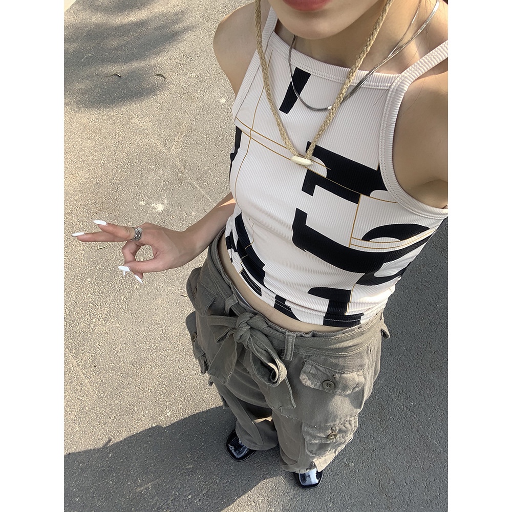 First light personality girl 2022 summer trend ins personality geometric pattern with small vest female
